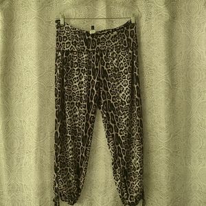 ONZIE LG LEOPARD